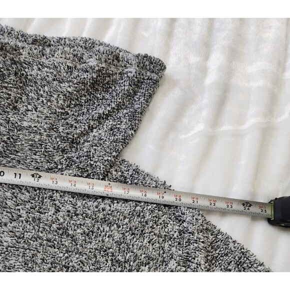 Faux Fur Cowl Neck Long Sleeve Sweater Gray Soft Cozy Women's Medium - Picture 9 of 12